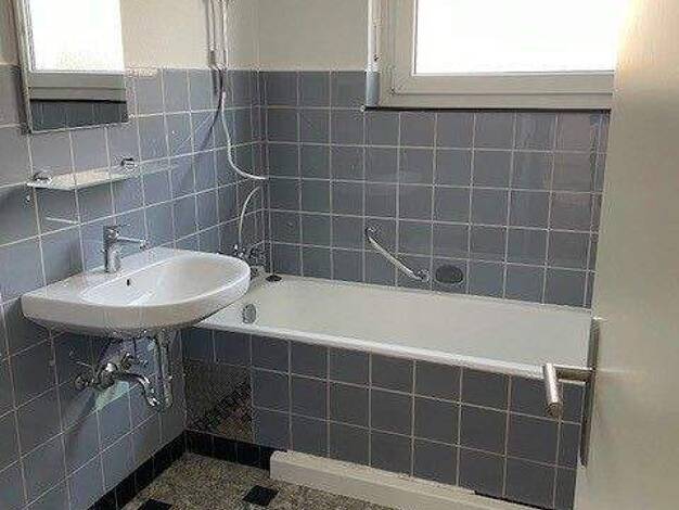 Wohnung zur Miete 650 € 4 Zimmer 67,6 m² 1. Geschoss frei ab 01.03.2026 Eichendorffstraße 45-45a Petersberg 36100