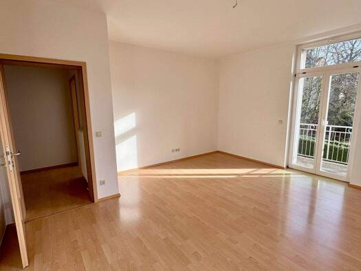 Wohnung zur Miete 960 € 3 Zimmer 87,2 m² 1. Geschoss frei ab sofort Thomas-Müntzer-Straße 17 Westvorstadt Weimar 99423