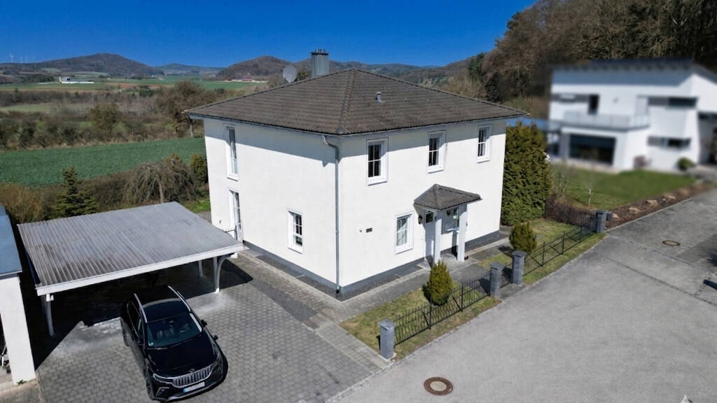 Einfamilienhaus zum Kauf 595.000 € 4 Zimmer 143,2 m² 631 m² Grundstück Parsberg 92331