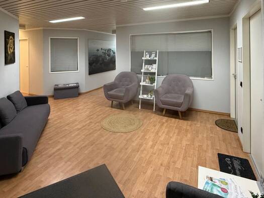 Büro zum Kauf provisionsfrei 1.290.000 € 11 Zimmer 265 m² Bürofläche Fürstenrieder Straße 281 Sendling-Westpark München 81377