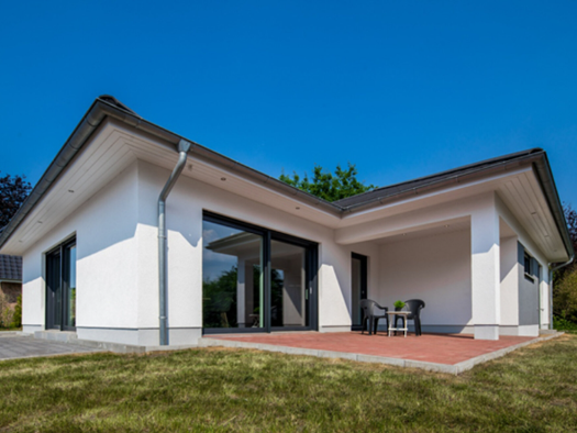 Bungalow zum Kauf 270.000 € 4 Zimmer 144 m² 400 m² Grundstück Elisabeth - Selbert - Straße 8 Elmshorn 25335