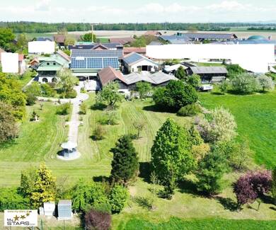 Haus zum Kauf 10 Zimmer 500 m² 23.030 m² Grundstück Gögging Bad Füssing 94072