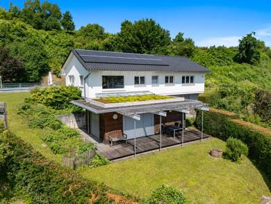 Einfamilienhaus zum Kauf 1.079.000 € 7 Zimmer 303,3 m² 1.890 m² Grundstück Endingen Endingen 79346