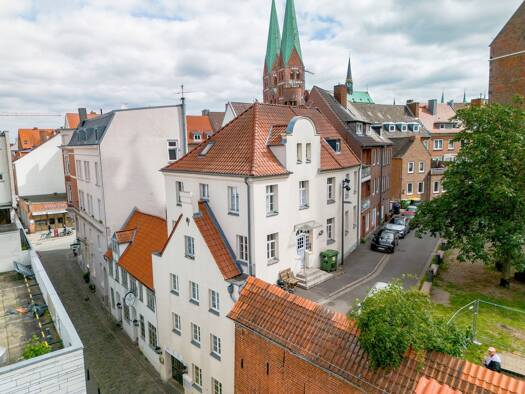 Wohnung zum Kauf provisionsfrei 217.000 € 4 Zimmer 86 m² Innenstadt Innenstadt 23552