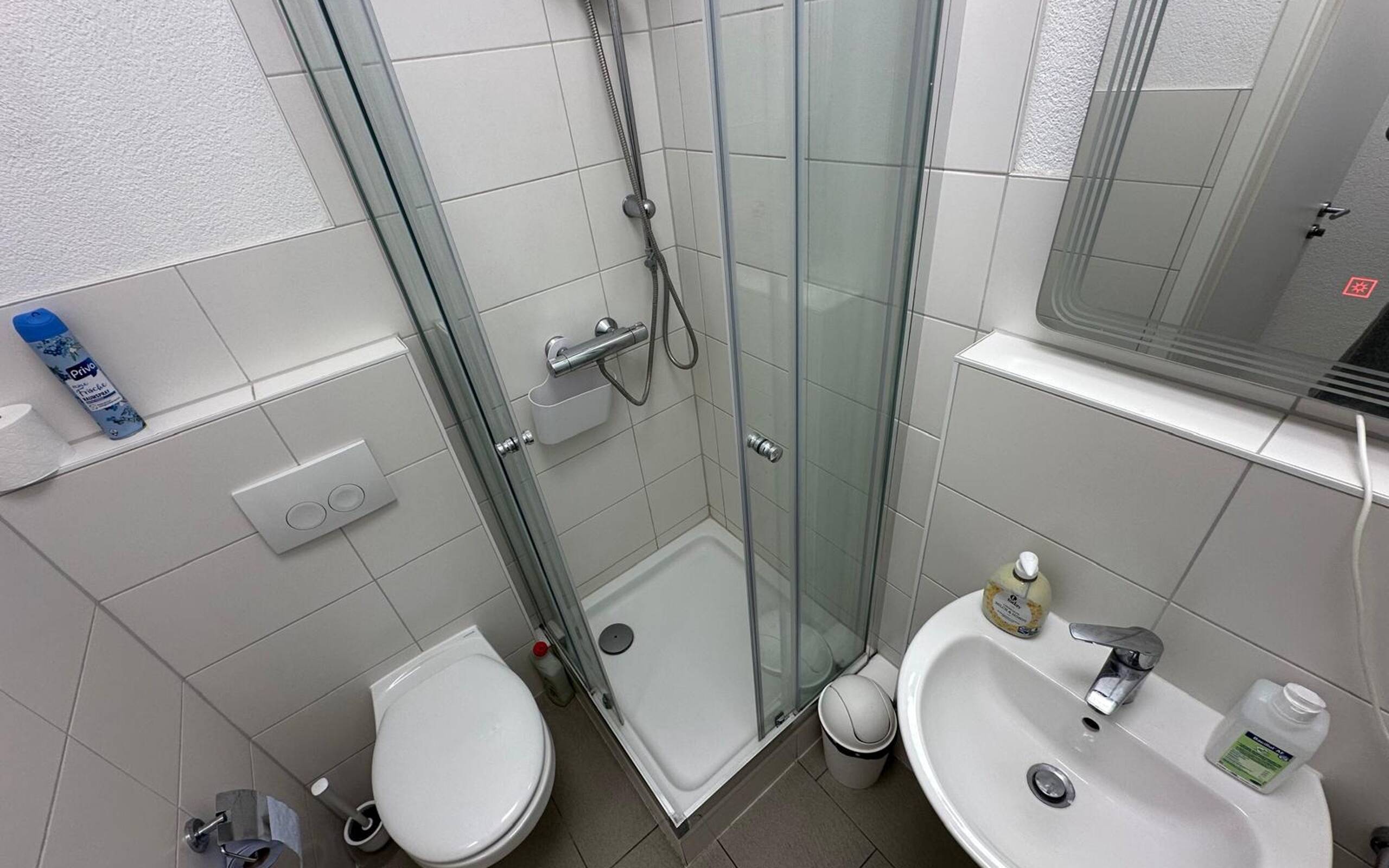 Property thumbnail 3