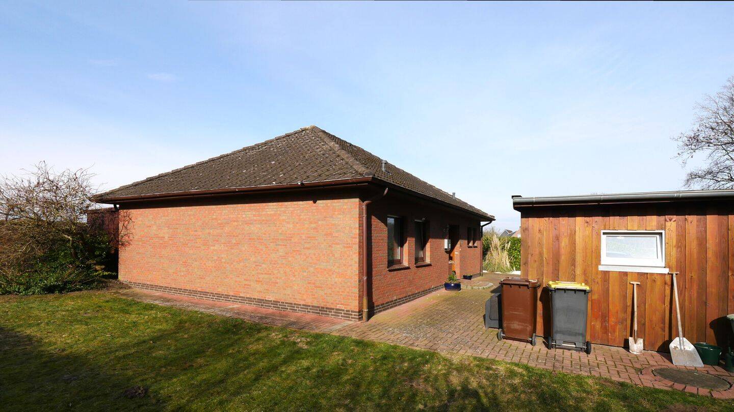 Immobilie in Twistringen - Bungalow mit Garage mitten im Grünen - Bild 2