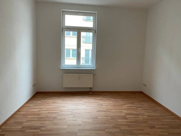 Wohnung zur Miete 375 € 2 Zimmer 50 m² 1. Geschoss frei ab 01.12.2025 Gartenstraße 9 Güstrow 18273
