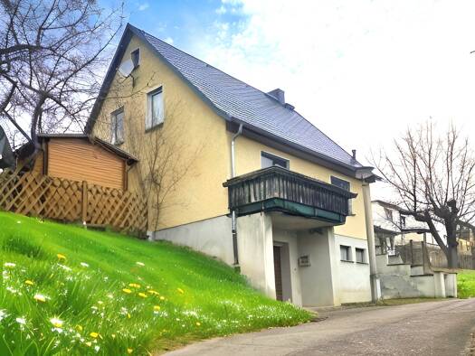 Einfamilienhaus zum Kauf 149.400 € 5 Zimmer 120 m² 408 m² Grundstück frei ab 01.01.2026 West Rudolstadt 07407