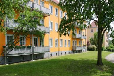 Wohnung zur Miete 416 € 3 Zimmer 66,9 m² 1. Geschoss frei ab 01.08.2025 Straße des Bergmanns 13 Senftenberg Senftenberg 01968