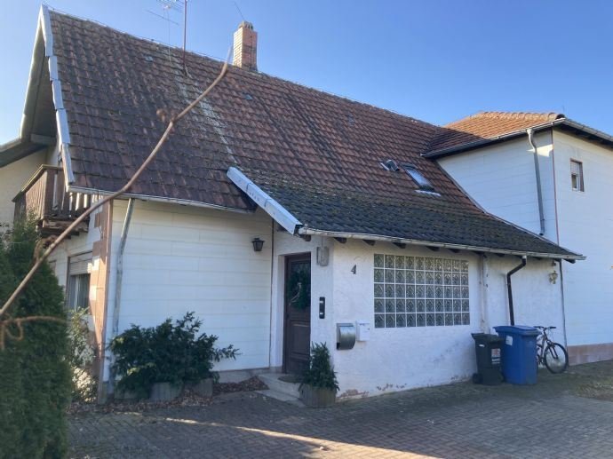 Doppelhaushälfte zum Kauf 199.000 € 9 Zimmer 160 m²<br/>Wohnfläche 500 m²<br/>Grundstück Melkerei Landstuhl 66849