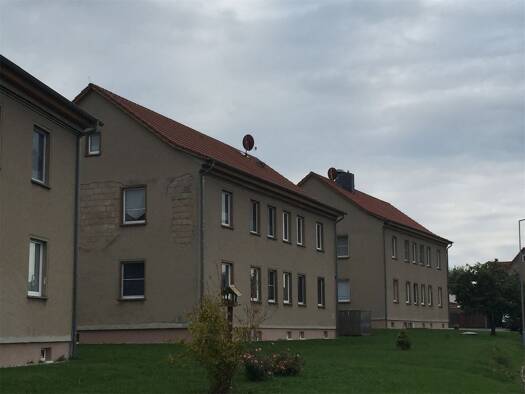 Wohnung zur Miete nur mit Wohnberechtigungsschein 272 € 3 Zimmer 60,5 m² 2. Geschoss Eßmannsdorfer Straße 22 Schönewerda Roßleben 06556