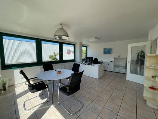 Bürofläche zur Miete 800 € 3 Zimmer 89 m² Bürofläche Siemensstraße 4 Richrath Langenfeld (Rheinland) 40764
