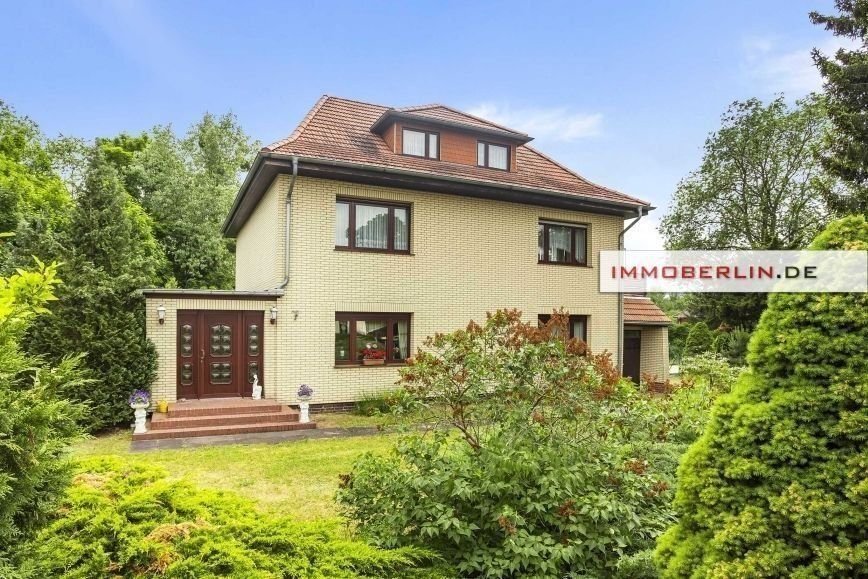 Haus zum Kauf 820.000 € 8 Zimmer 203 m²<br/>Wohnfläche 1.758 m²<br/>Grundstück Groß Glienicke Potsdam 14476