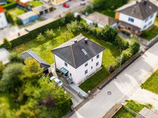 Mehrfamilienhaus zum Kauf 400.000 € 6 Zimmer 142 m² 1.005 m² Grundstück Maxhütte Maxhütte-Haidhof 93142