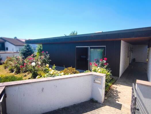 Bungalow zum Kauf provisionsfrei 448.000 € 6 Zimmer 155 m² 585 m² Grundstück frei ab sofort Wullenstetten Senden 89250