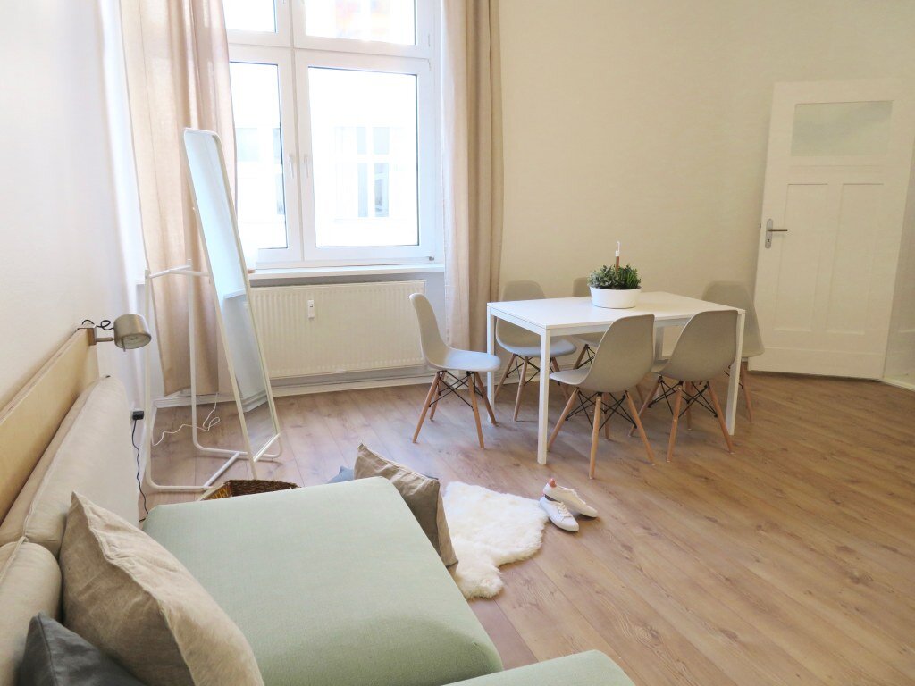 Wohnung zur Miete Wohnen auf Zeit 1.800 € 2 Zimmer 63 m²<br/>Wohnfläche 25.09.2024<br/>Verfügbarkeit Graefestraße Kreuzberg Berlin 10967