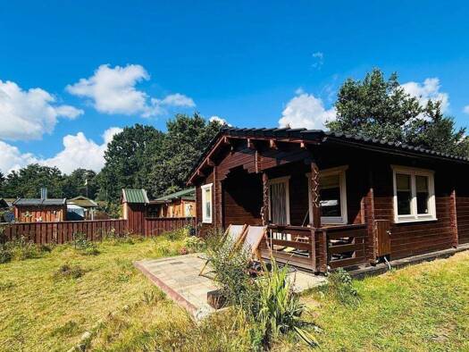 Einfamilienhaus zum Kauf 75.000 € 3 Zimmer 40 m² 571 m² Grundstück frei ab sofort Zeven 27404