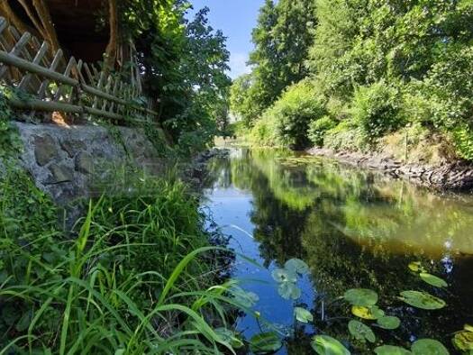 Villa zum Kauf 479.000 € 10 Zimmer 270 m² 1.680 m² Grundstück frei ab 01.09.2026 Thallwitz Thallwitz 04808