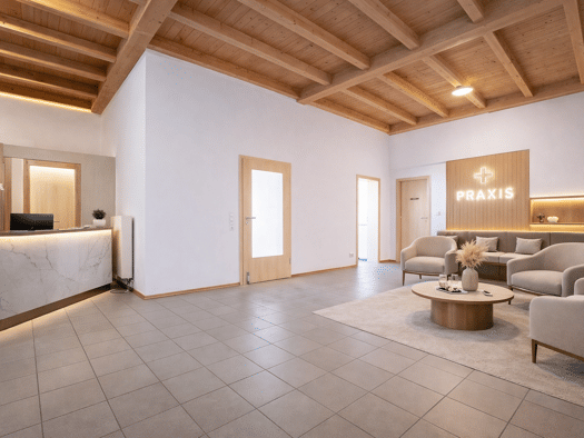 Büro zur Miete 1.475 € 5 Zimmer 148,8 m² Bürofläche teilbar ab 14,3 m² Regenstauf Regenstauf 93128