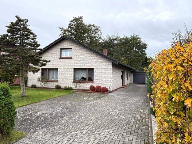 Einfamilienhaus zum Kauf 220.000 € 4 Zimmer 120,5 m² 1.090 m² Grundstück Großwolde Westoverledingen 26810