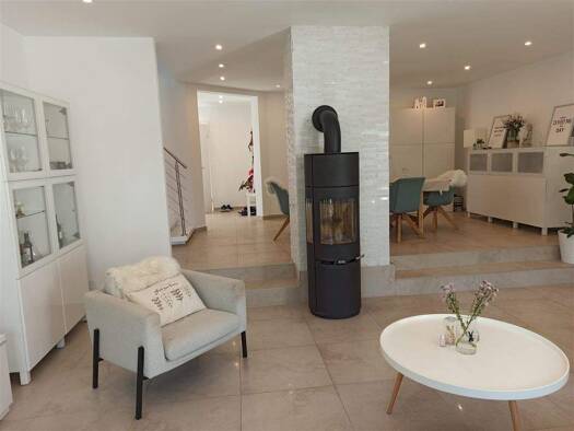 Einfamilienhaus zum Kauf 5 Zimmer 150 m² 360 m² Grundstück Kronach Kronach , Oberfr 96317