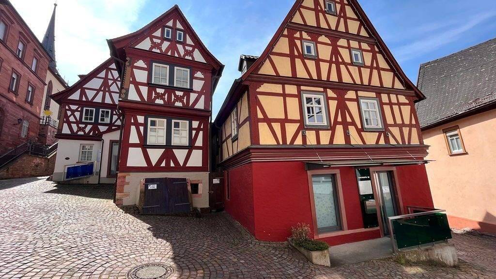 Haus zum Kauf als Kapitalanlage geeignet 790.000 € 20 Zimmer 250 m² Grundstück Klingenberg 63911
