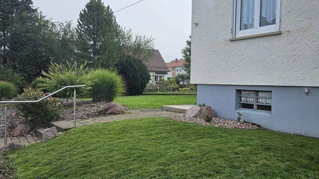 Doppelhaushälfte zum Kauf 360.000 € 6 Zimmer 145 m² 564 m² Grundstück Balingen 72336