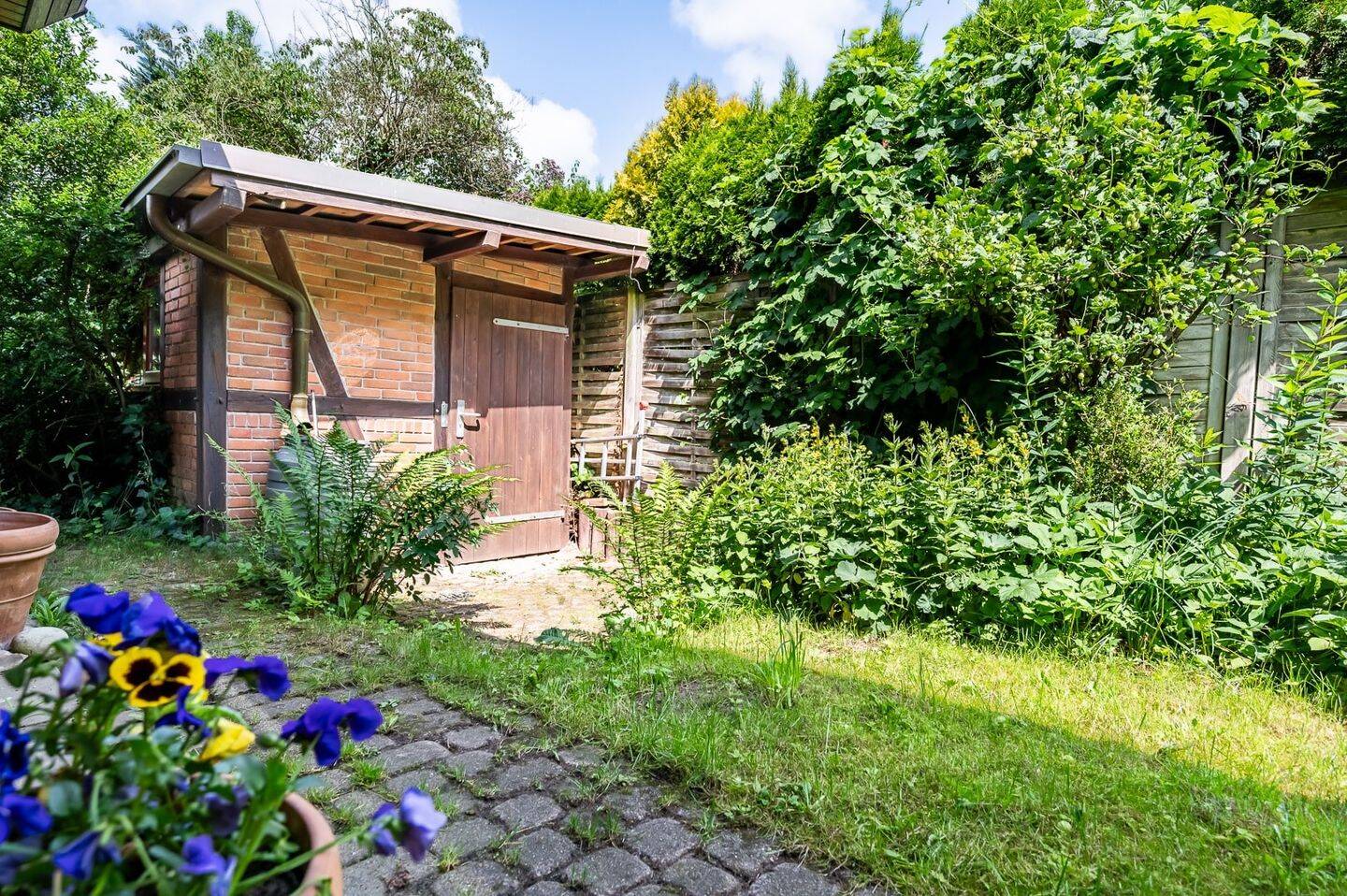 Property thumbnail 9