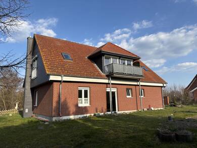 Mehrfamilienhaus zum Kauf 459.000 € 10 Zimmer 179 m² 1.241 m² Grundstück Lütjenbrode Großenbrode 23775