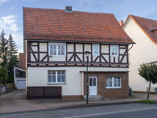 Einfamilienhaus zum Kauf 149.999 € 5 Zimmer 166 m² 1.100 m² Grundstück frei ab sofort Oetmannshausen Wehretal 37287