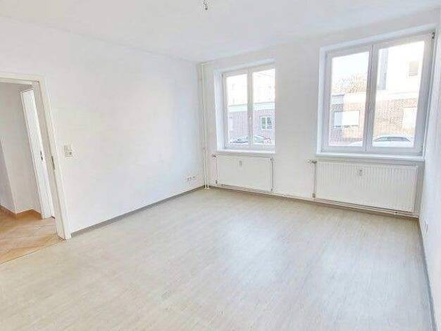 Bürofläche zur Miete provisionsfrei 373 € 2 Zimmer 62,7 m² Bürofläche Holbeinstr. 1 Sudenburg Magdeburg 39112