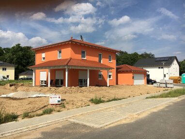 Einfamilienhaus zum Kauf provisionsfrei 289.000 € 4 Zimmer 120 m² Auf Ihrem Baugrundstück Planungsbezirk 401 Straubing 94315