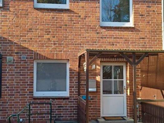 Reihenmittelhaus zum Kauf 196.000 € 5 Zimmer 90 m² 126 m² Grundstück frei ab sofort Mölln 23879