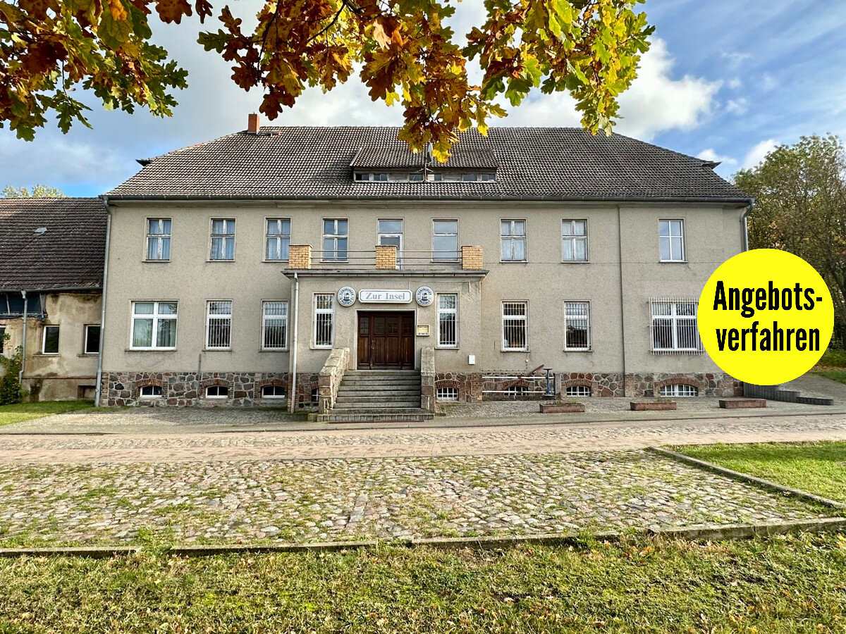 Haus zum Kauf 129.000 € 13 Zimmer 304 m²<br/>Wohnfläche 2.000 m²<br/>Grundstück Schenkenberg 17291