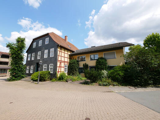 Haus zum Kauf 618.000 € 672,1 m² 1.434 m² Grundstück Willebadessen Willebadessen / Aldorpsen 34439