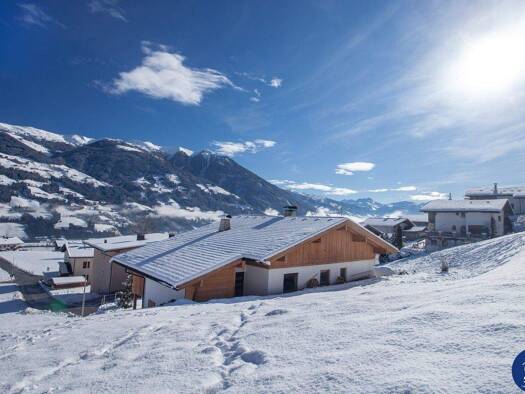 Haus zum Kauf 7 Zimmer 871 m² Grundstück Fügenberg 6264