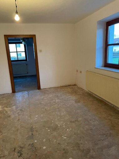 Wohnung zum Kauf 169.000 € 4 Zimmer 90 m² Burgkirchen 5274