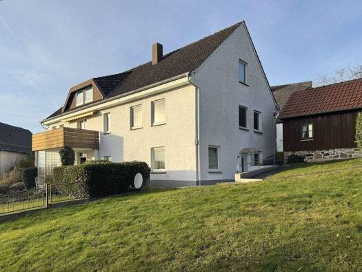 Einfamilienhaus zum Kauf 259.000 € 8 Zimmer 190 m² 1.255 m² Grundstück Bad Meinberg Horn-Bad Meinberg 32805