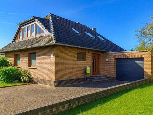 Einfamilienhaus zum Kauf 350.000 € 5 Zimmer 198,4 m² 715 m² Grundstück Sillenstede Schortens 26419