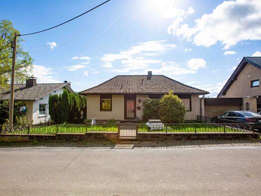 Einfamilienhaus zum Kauf 390.000 € 4 Zimmer 113 m² 979 m² Grundstück Marialinden Overath 51491