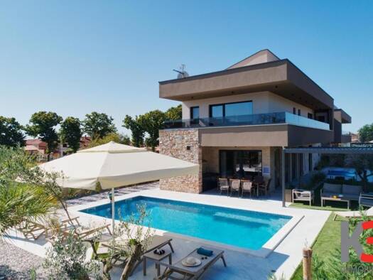 Haus zum Kauf 670.000 € 4 Zimmer 200 m² Marčana 52206