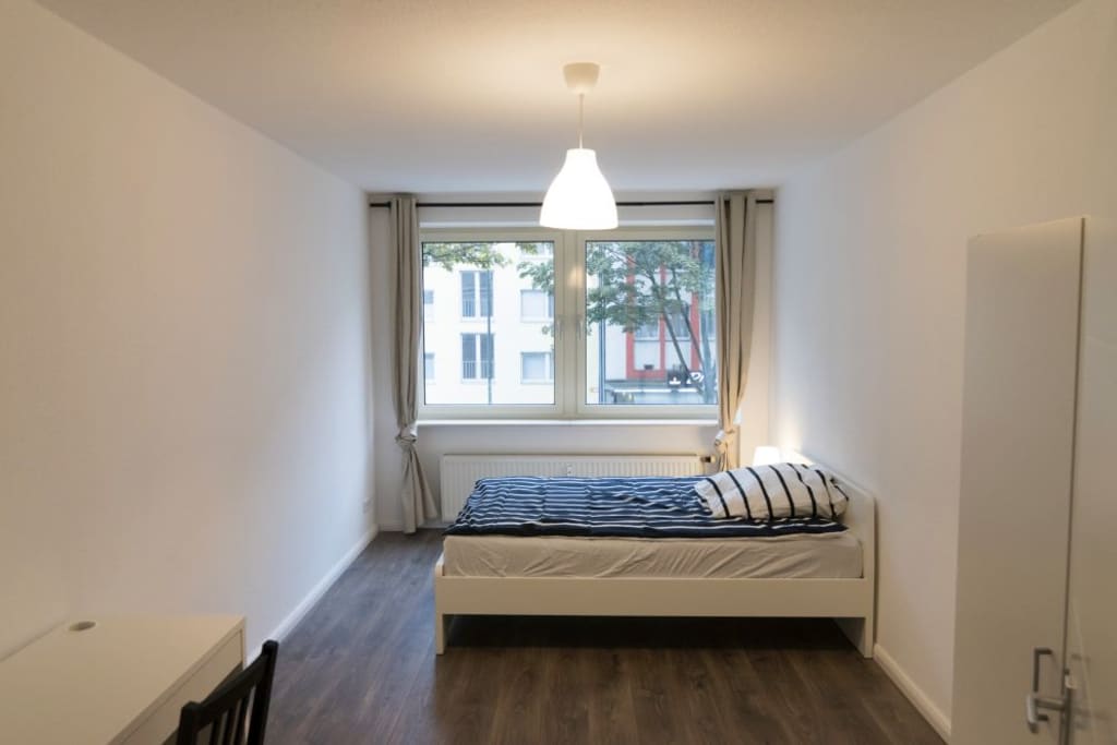 Wohnung zur Miete Wohnen auf Zeit 765 € 5 Zimmer 16,5 m²<br/>Wohnfläche 19.02.2025<br/>Verfügbarkeit Karlstraße 14 Stadtmitte Düsseldorf 40210