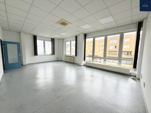 Bürofläche zur Miete 326 € 40,5 m² Bürofläche Möglingen 71696