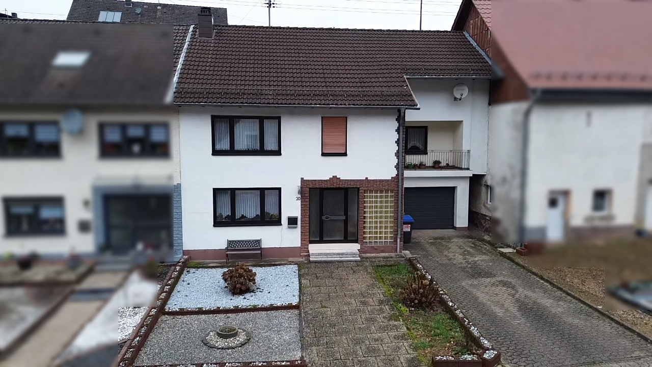 Reihenmittelhaus zum Kauf 129.000 € 7 Zimmer 130 m²<br/>Wohnfläche 300 m²<br/>Grundstück Eiweiler Nohfelden 66625