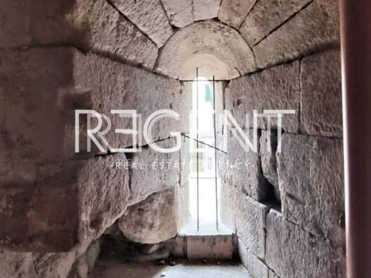 Grundstück zum Kauf 350.000 € Grad - Meje