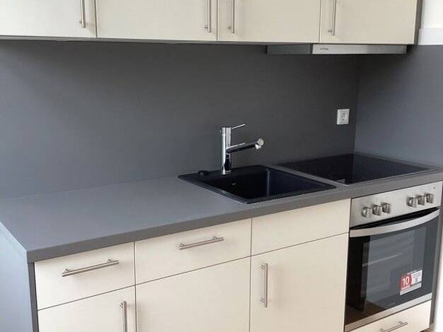 Wohnung zur Miete 303 € 1 Zimmer 34,8 m² 3. Geschoss frei ab 12.08.2026 Große Diesdorfer Straße 12 Stadtfeld Ost Stadtfeld Ost 39108