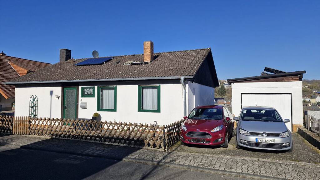 Einfamilienhaus zum Kauf provisionsfrei 280.340 € 4 Zimmer 98 m² 733 m² Grundstück frei ab sofort Strinz-Margarethä Hohenstein 65329