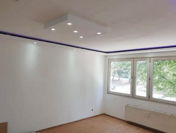 Wohnung zum Kauf 225.000 € 2 Zimmer 50 m²<br/>Wohnfläche 1.<br/>Geschoss Neuehrenfeld Köln 50823