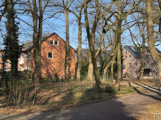 Immobilie in Bad Zwischenahn - Anlageobjekt  -  2 vermietete Eigentumswohnungen in unmittelbarer Nähe des Zwischenahner Meeres - Bild 1