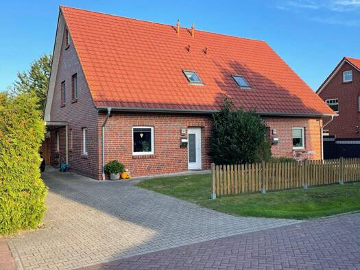 Doppelhaushälfte zur Miete 800 € 4 Zimmer 106 m² 300 m² Grundstück frei ab 01.01.2026 Middels 26607